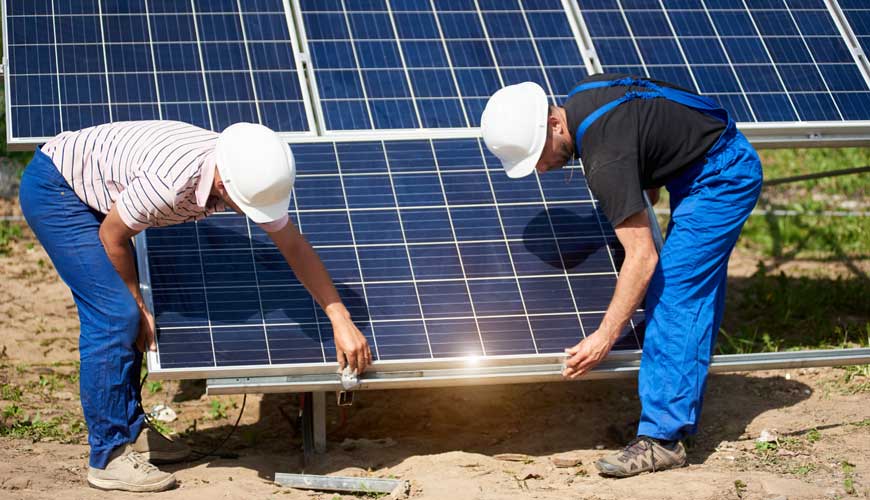 Por qué instalar placas solares en empresas?